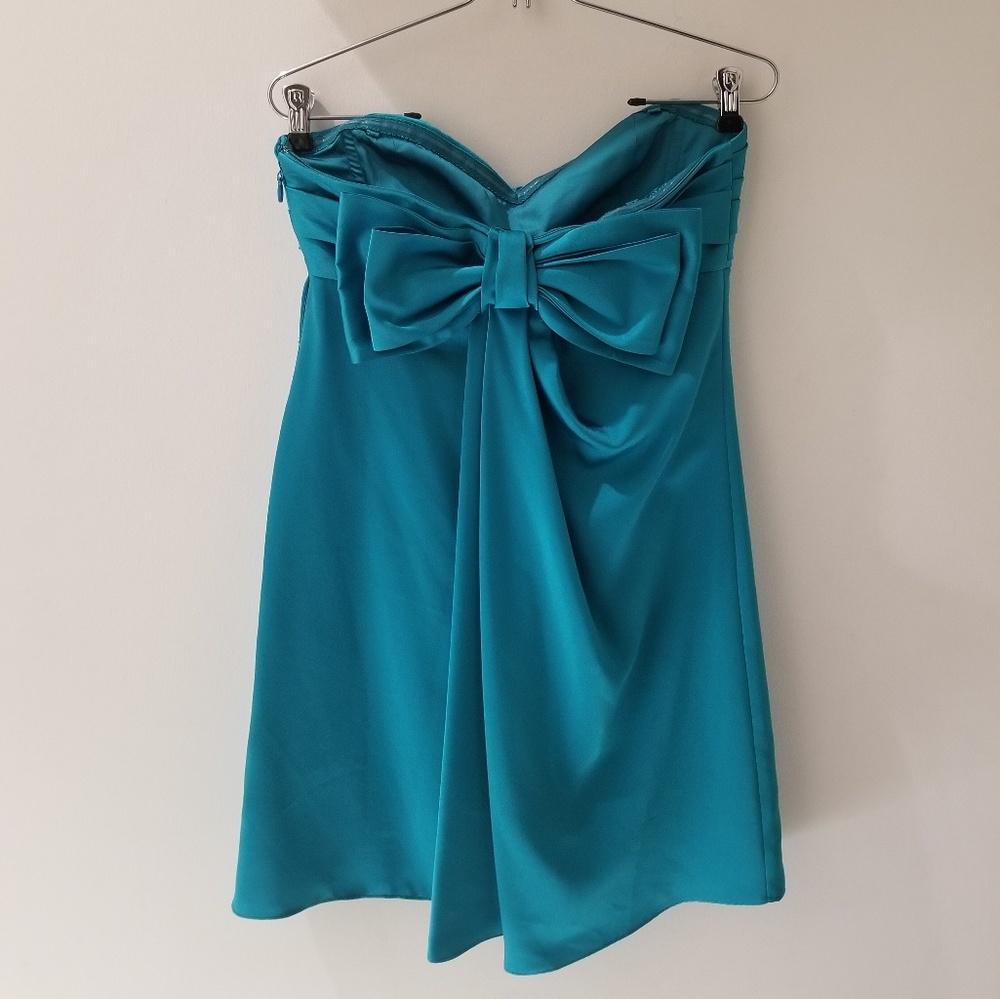 BCBGMaxAzaria Deep Teal Strapless Twist Front Cocktail Dress 4